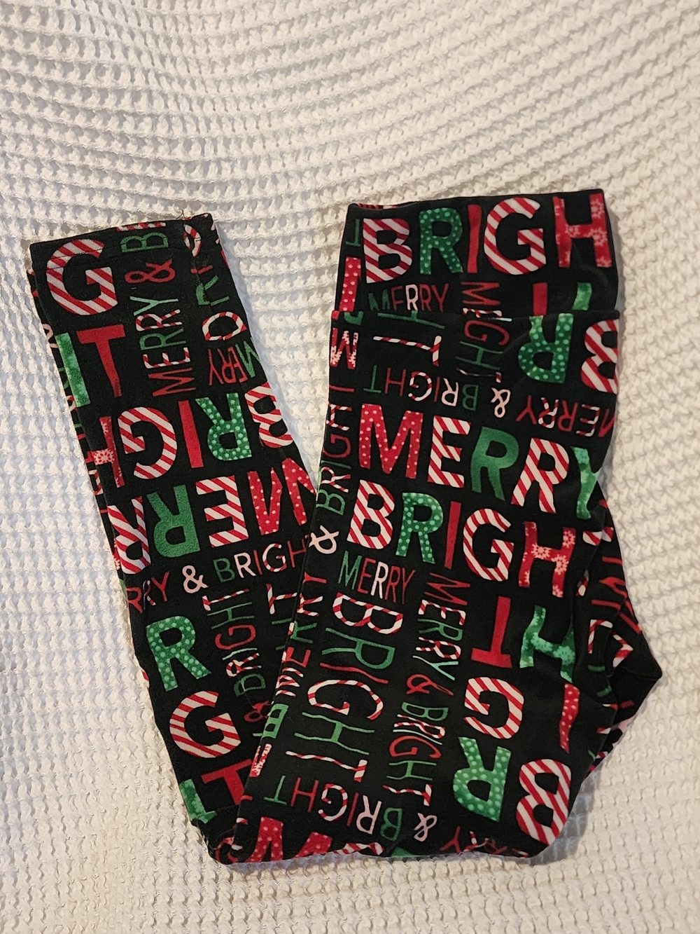Juniors Black 'Merry & Bright' Holiday Leggings